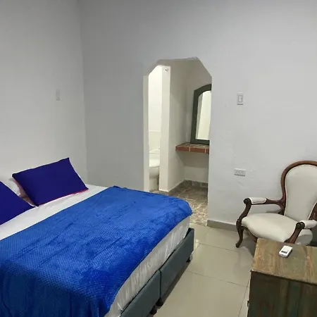 Tr-a2d De Doble Cerca Al Castillo De San Felipe Con Piscina, Aire Acondicionado Y Wifi * Cartagena